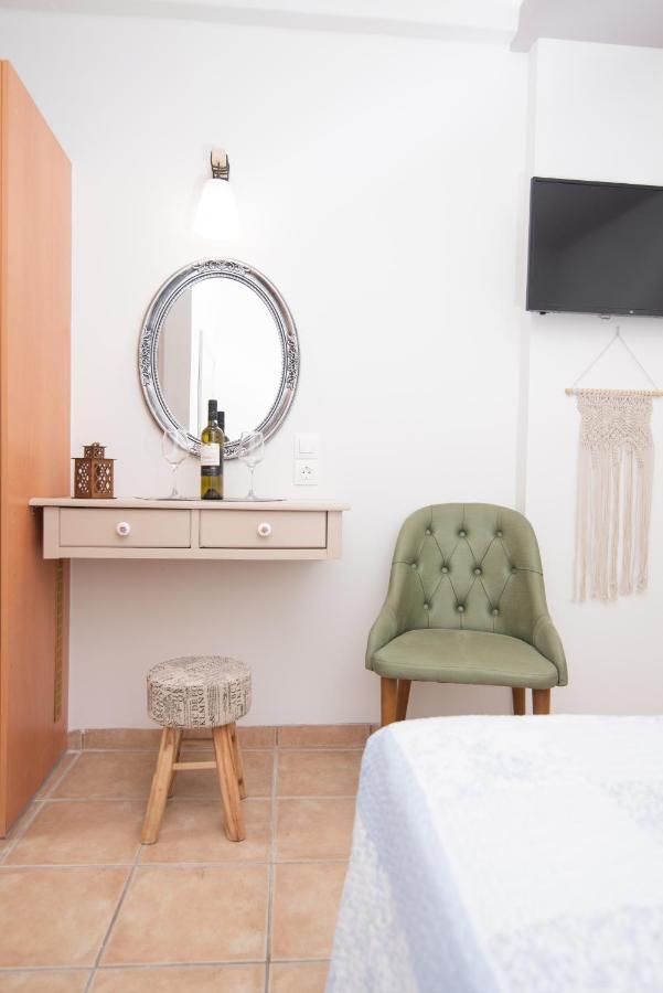 Tsaner Apartment And Rooms Matala  Ngoại thất bức ảnh